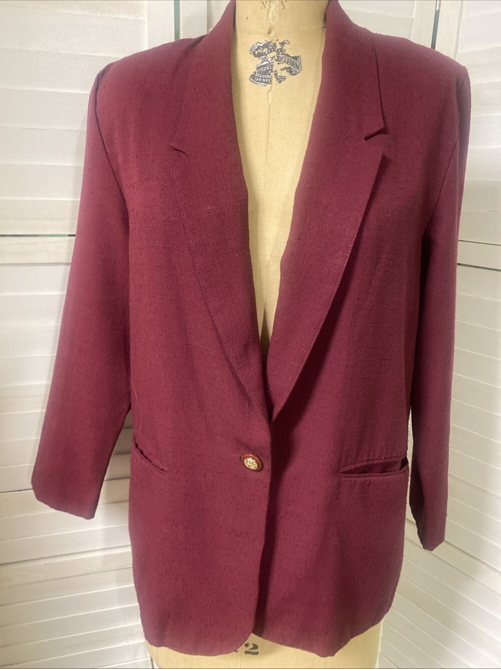 80s 90s Ship N Shore Women’s Sz 10P Med Blazer Jacket Maroon Single Breasted